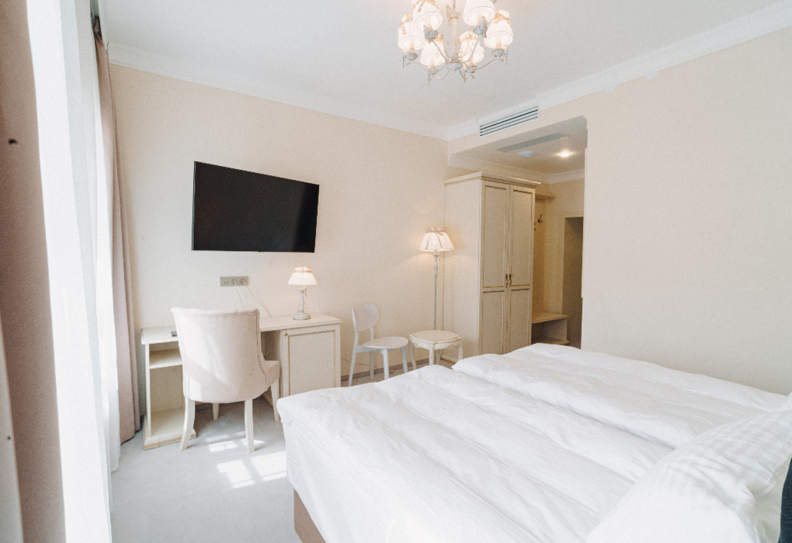 "Русские Сезоны Село Вятское 5*"