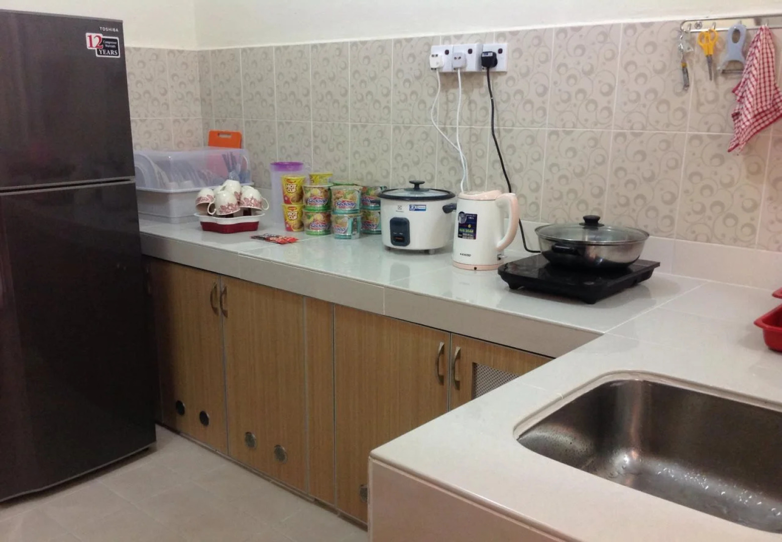 KK Holiday Suites Apartment