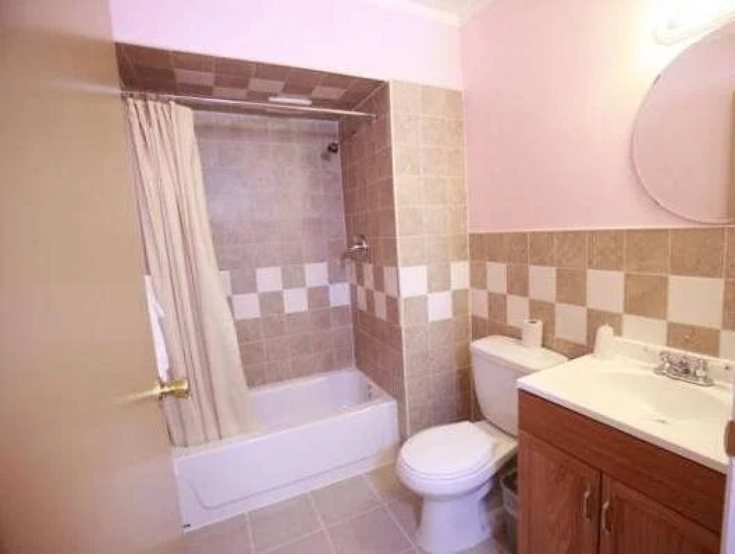 Meadowbrook Motor Lodge