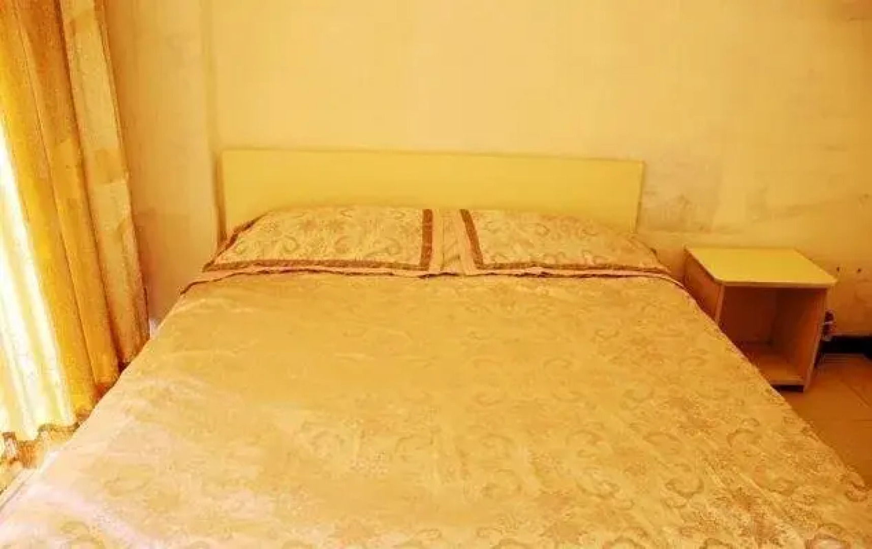 Zhumeng Kongjian Hotel