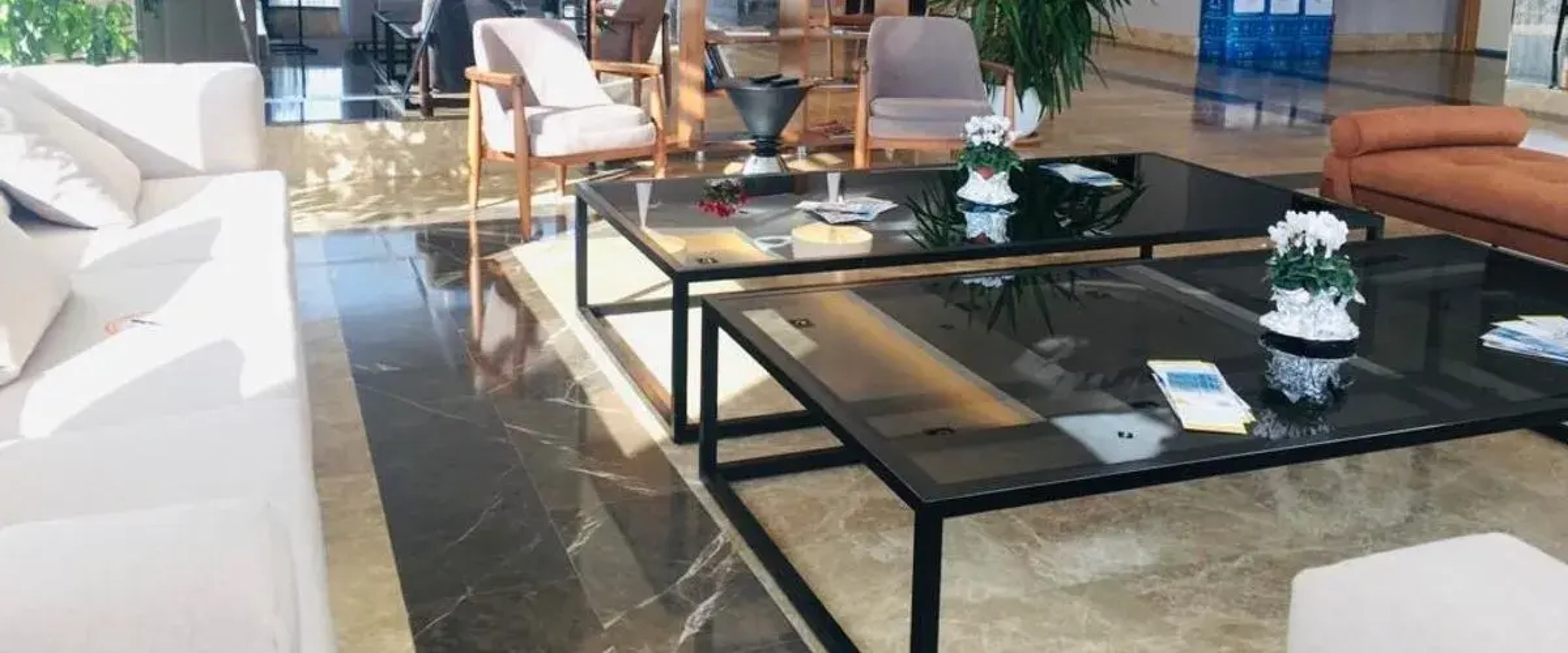 Double Royal Hotel