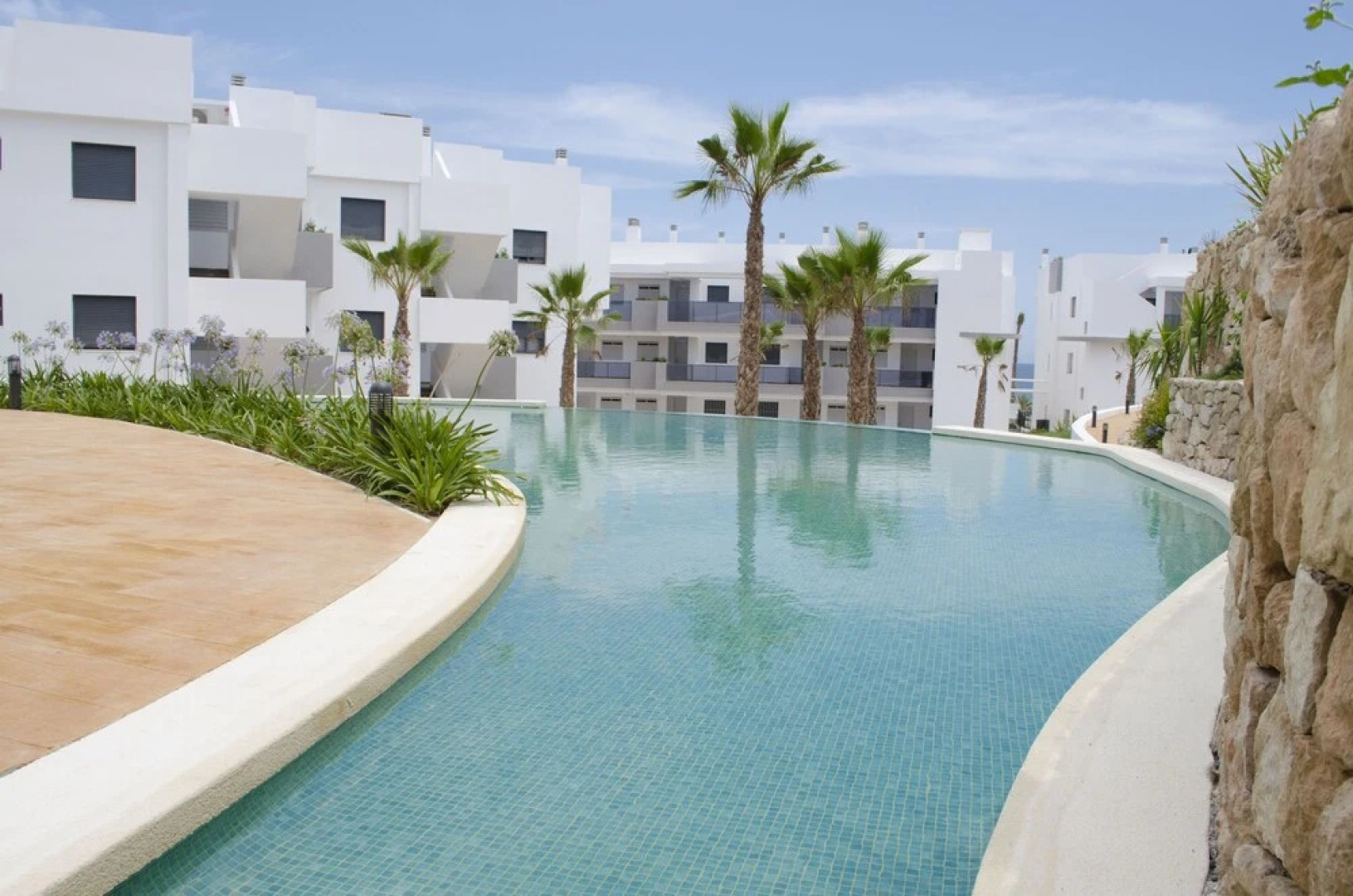 Ocean View Apartments - Marholidays