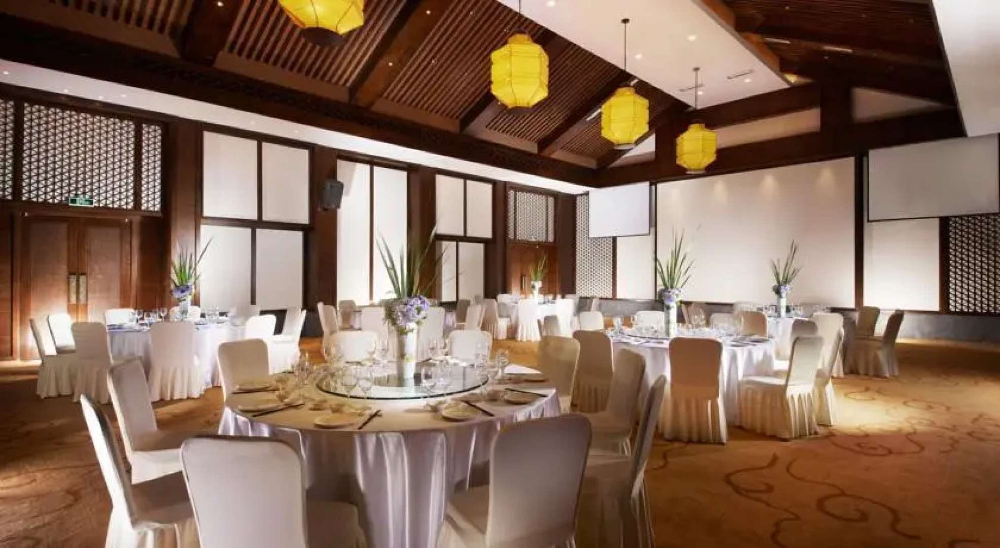 New Century Resort Shiqifang