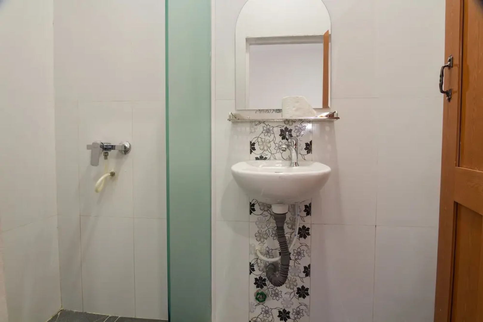 Poolside Villa - Hostel