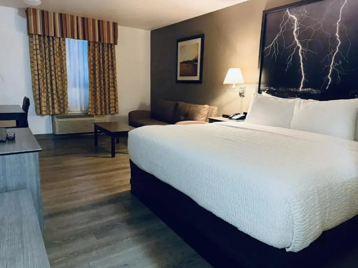 Super 8 Dawson Creek