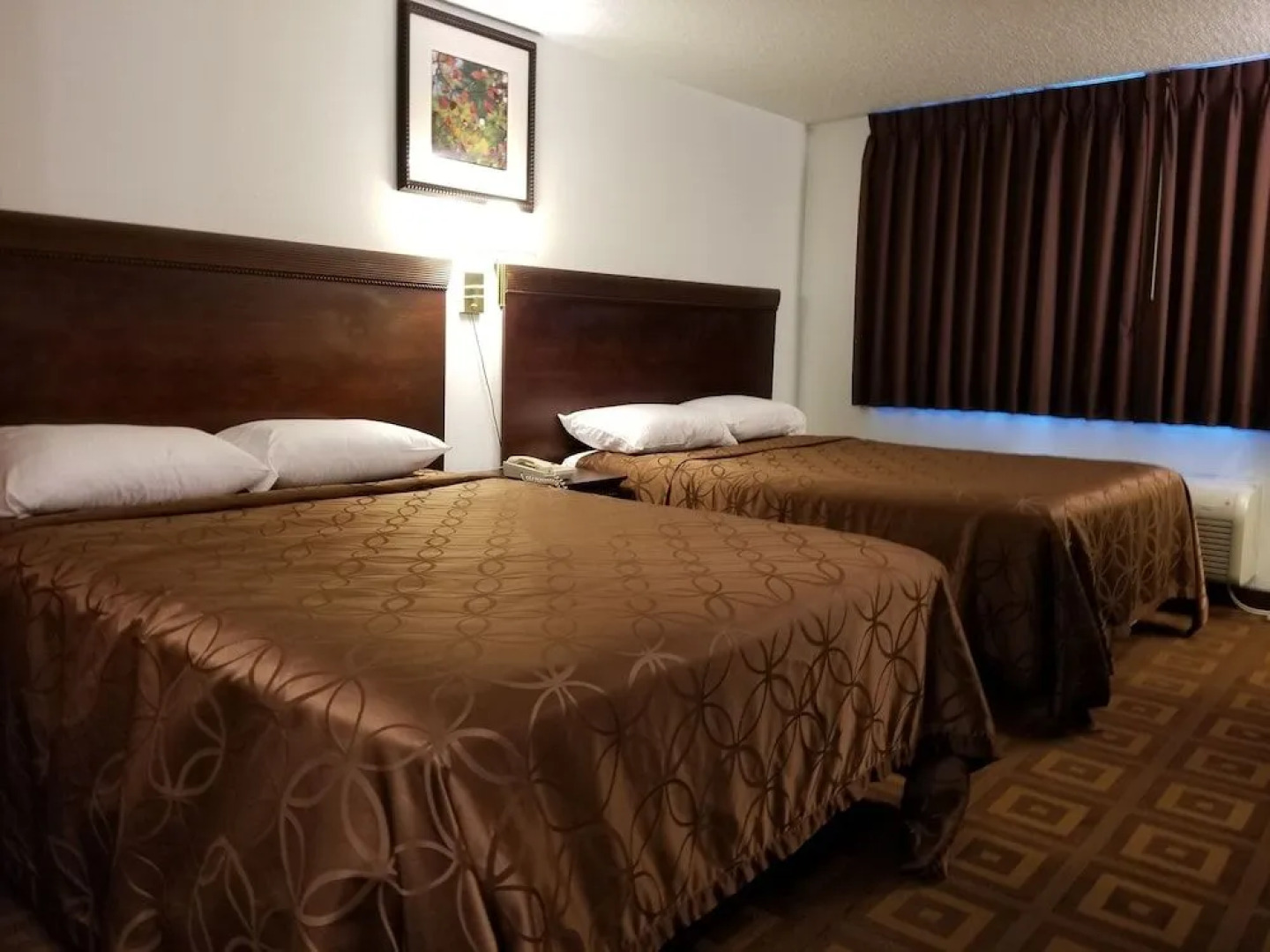 SeaTac Crest Motor Inn