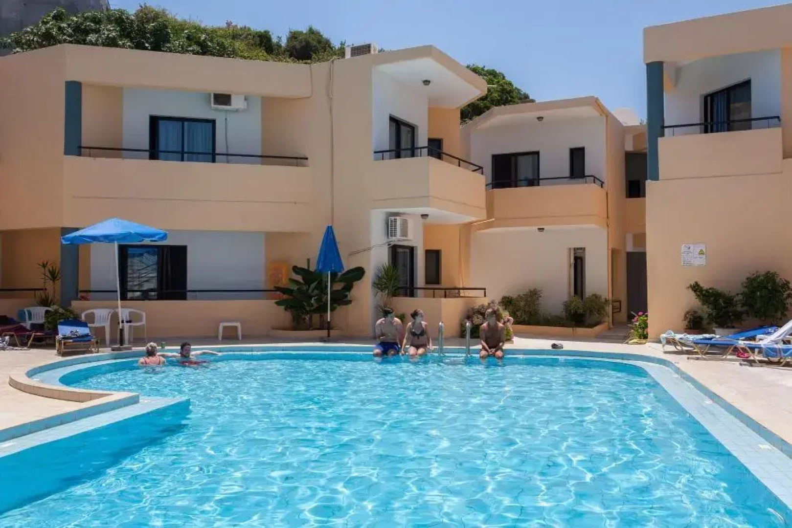 Akasti Hotel