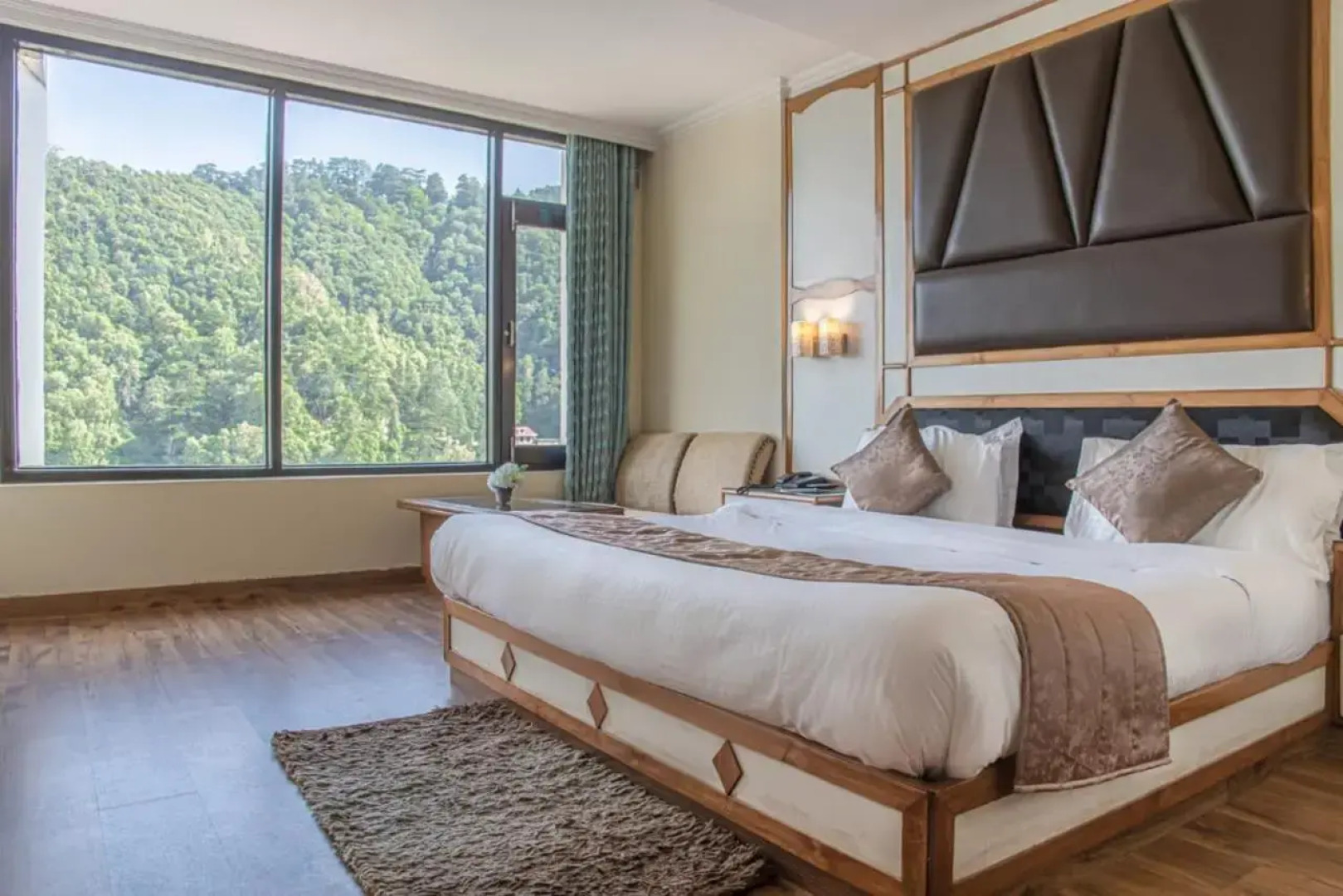 Hotel Sukh Sagar Regency