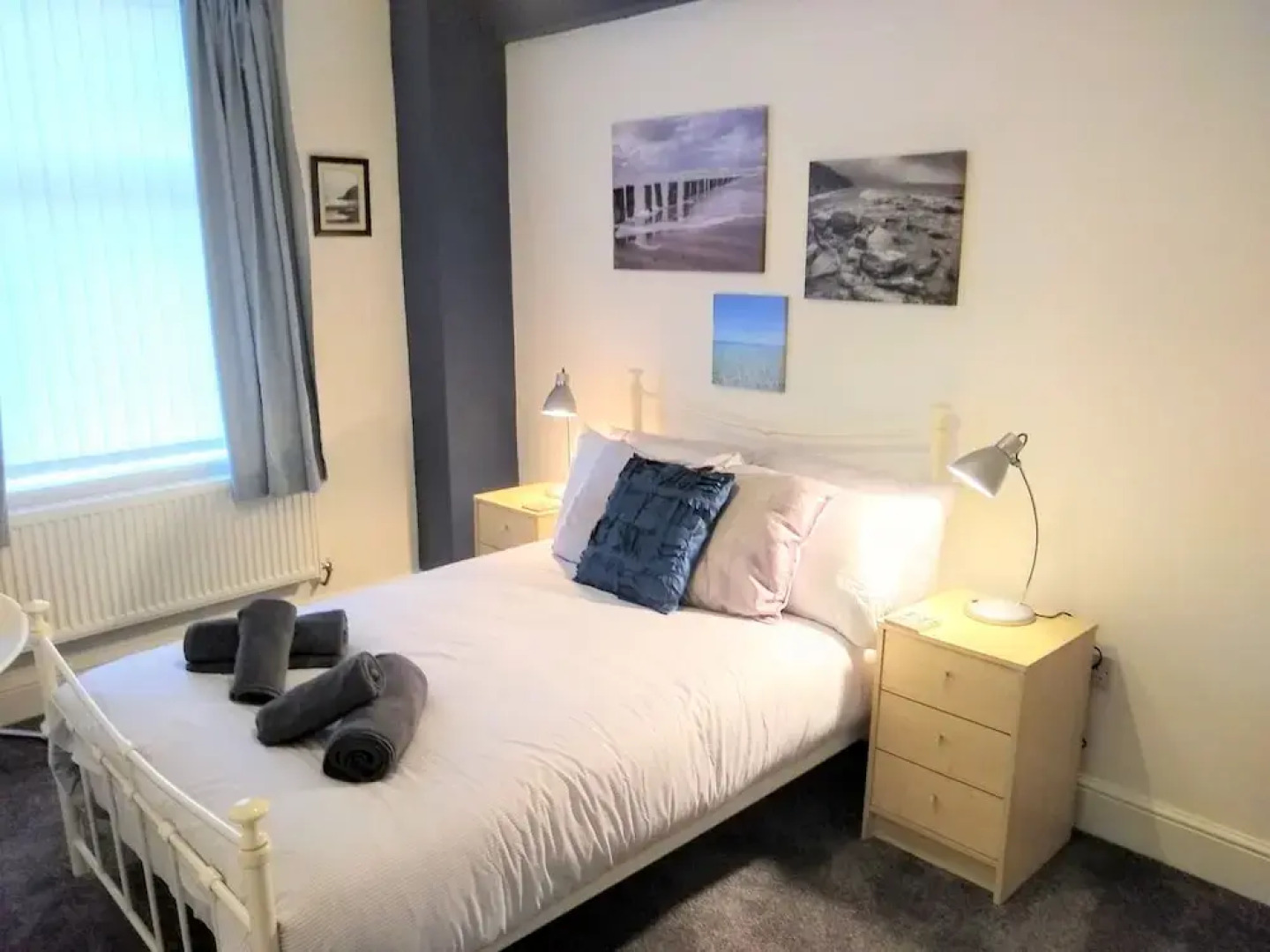 Modern Comfy 2-bedroom Flat in St Helens