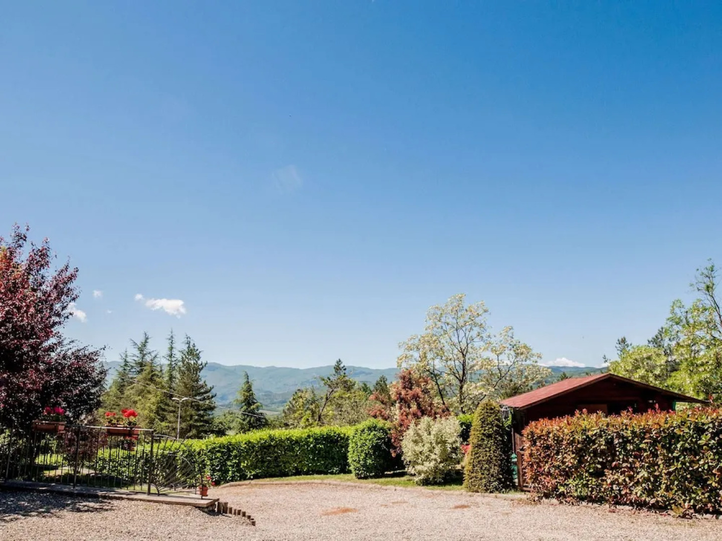 Villa in Lonnano With Pool