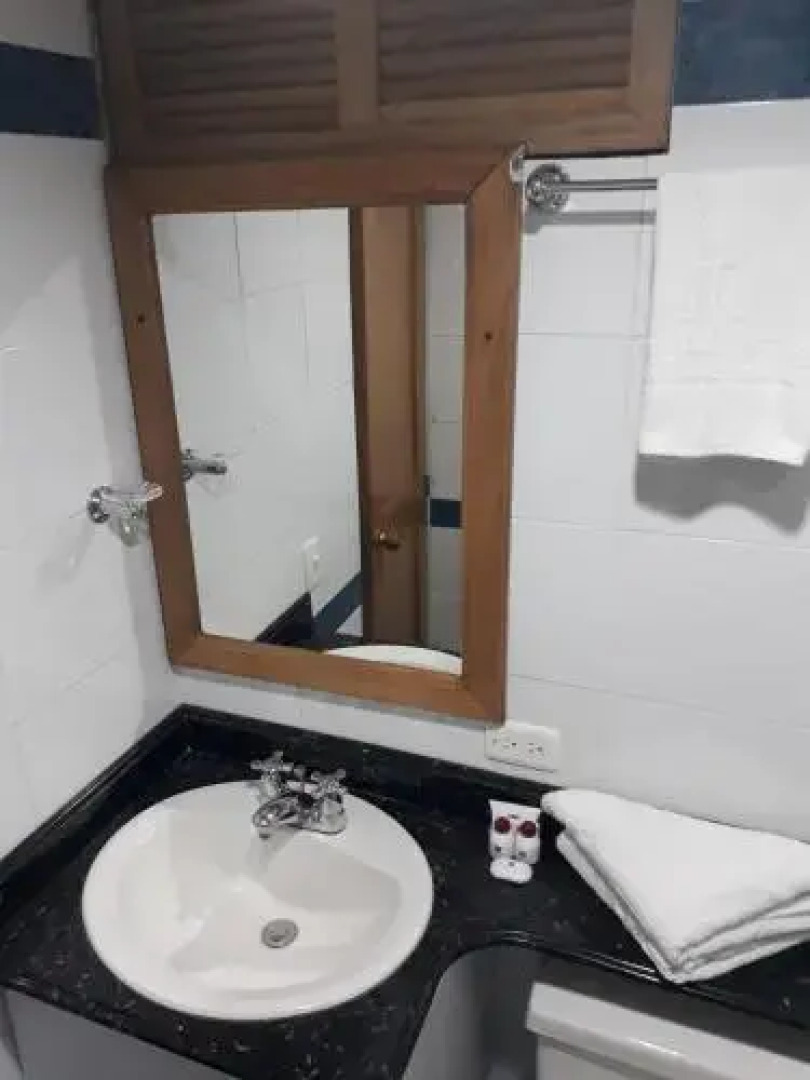 Hotel Mall Del Parque