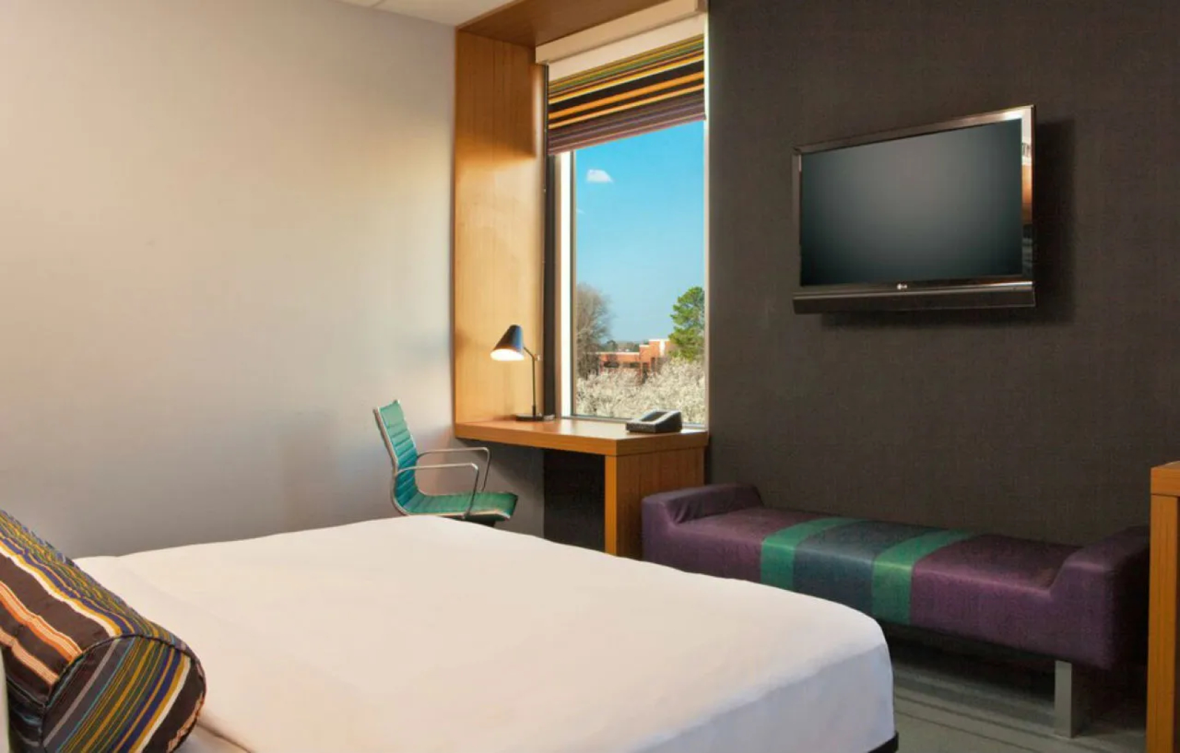 Aloft Chesapeake