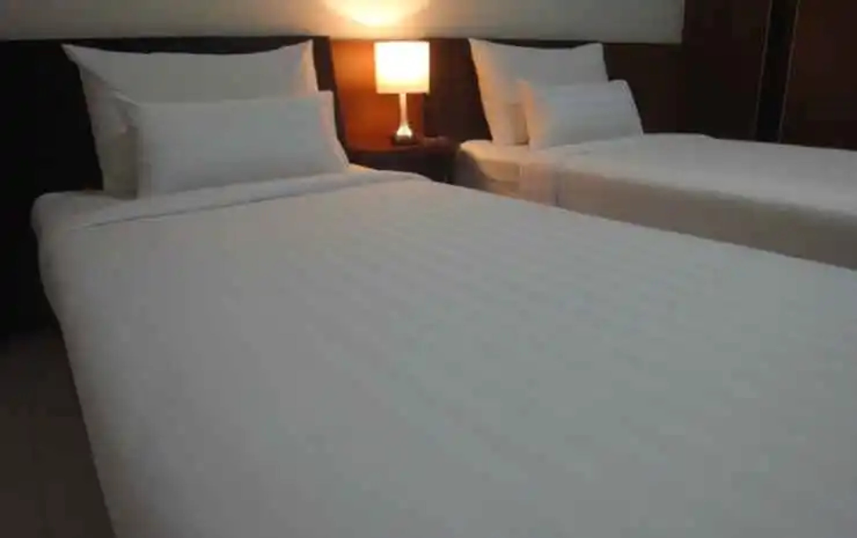 B.R.S. at Hotel Baanbumrungsuk