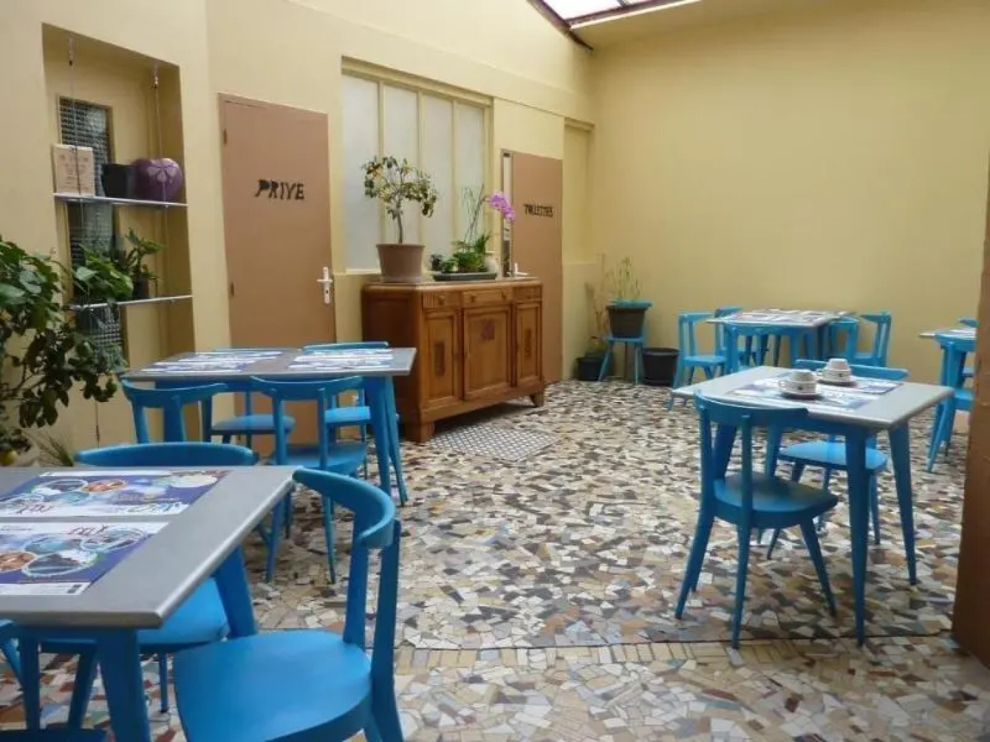 Residence Sous les Pins (by Popinns)