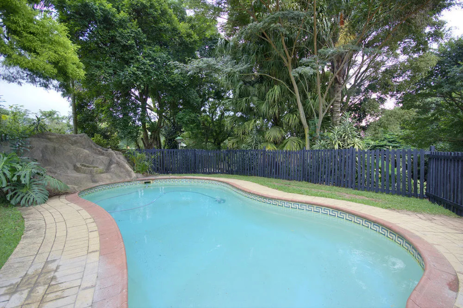 Eagles Nest Guesthouse