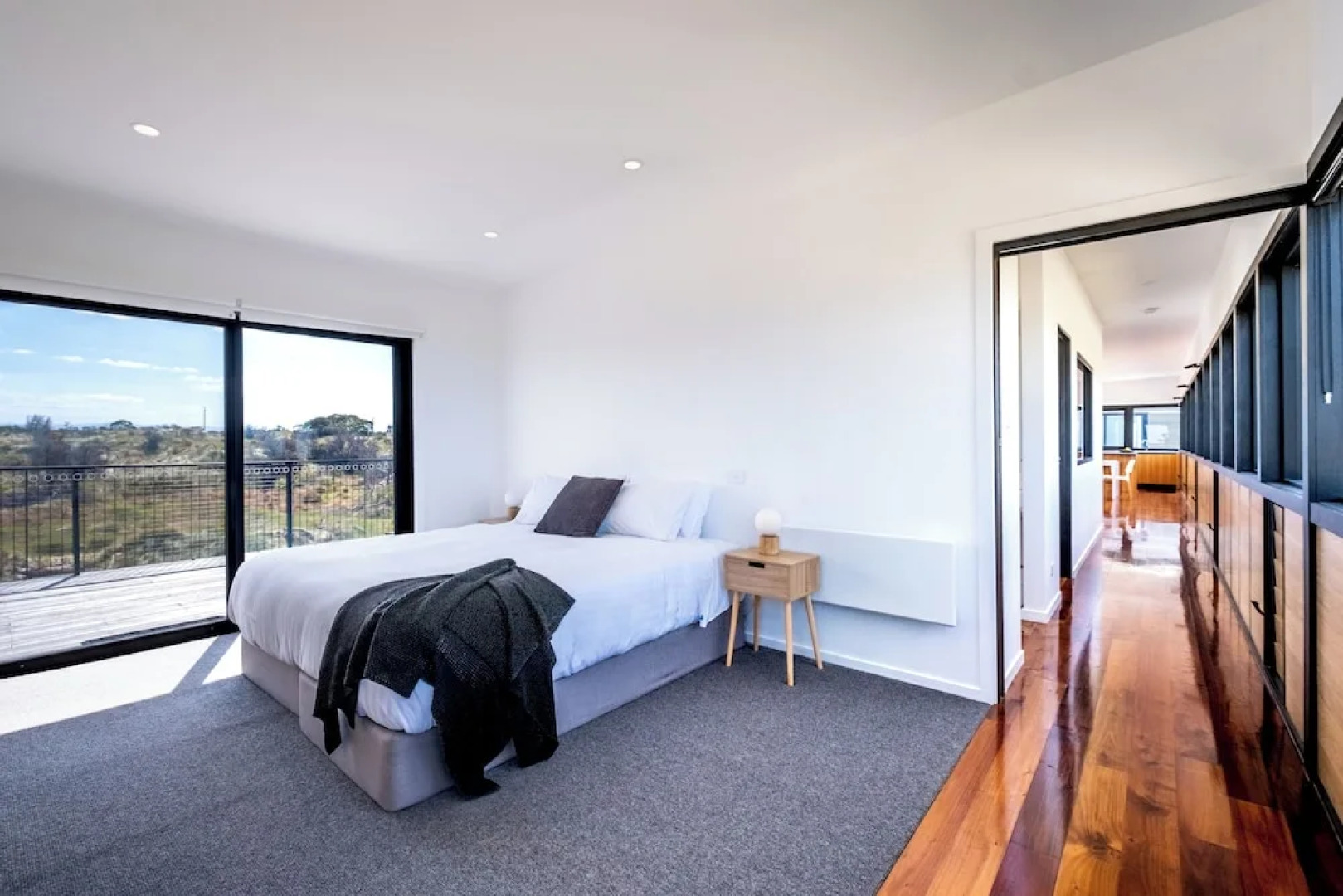 Elements - Freycinet Holiday Houses