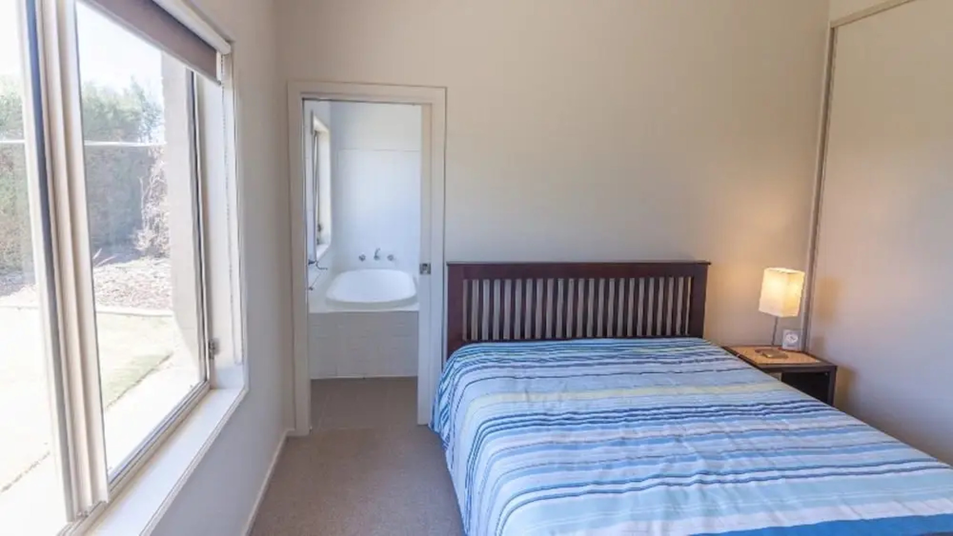 Golfers Paradise (18th Tee) - 52 Huntingdale Drive