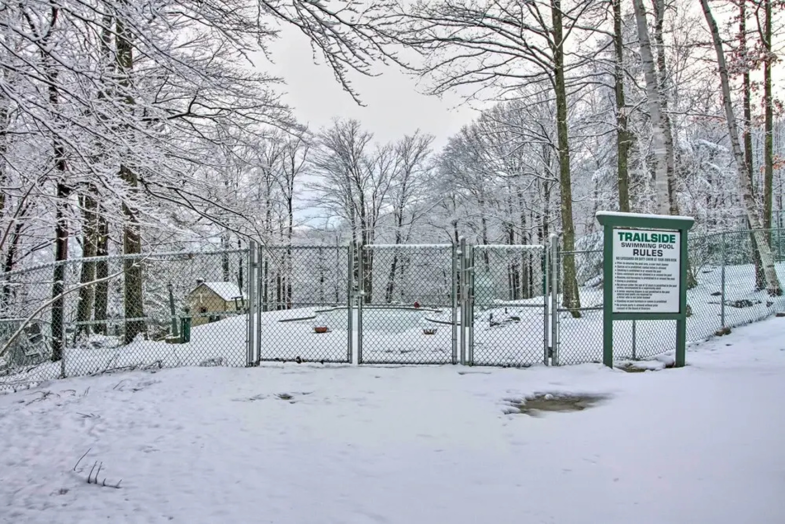 Ludlow Vacation Rental - Steps to Ski Lift!