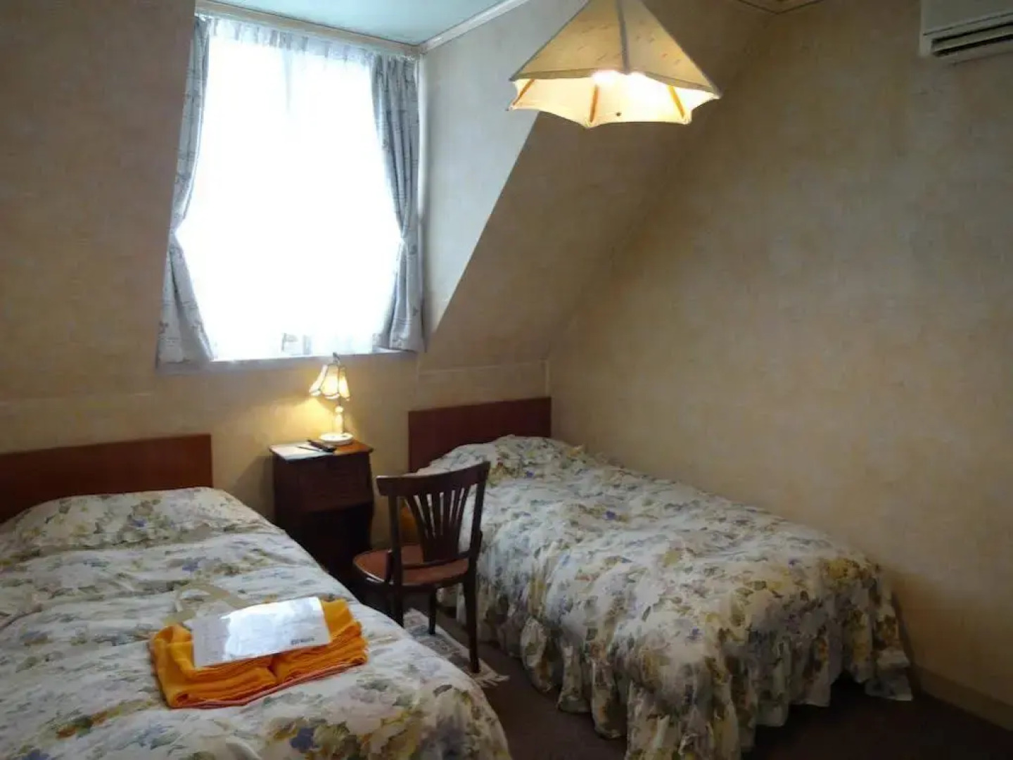 Ishiuchi Pension Bruges