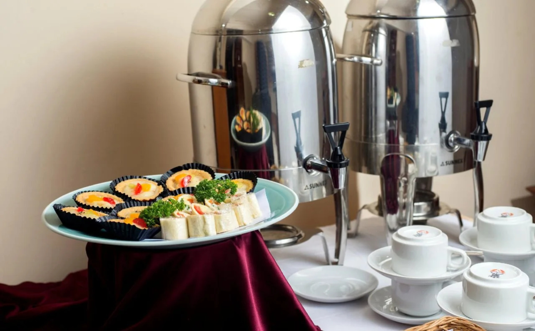 Puri KIIC Golf View Hotel