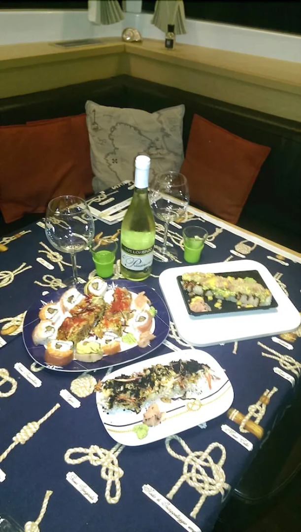 Catamarano Mauticat Boat & Breakfast