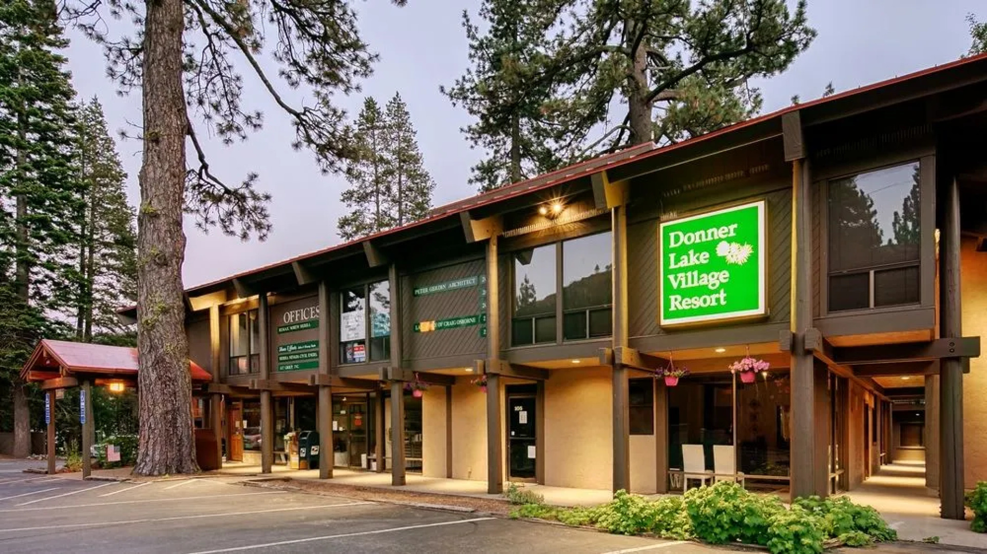 Donner Lake Village
