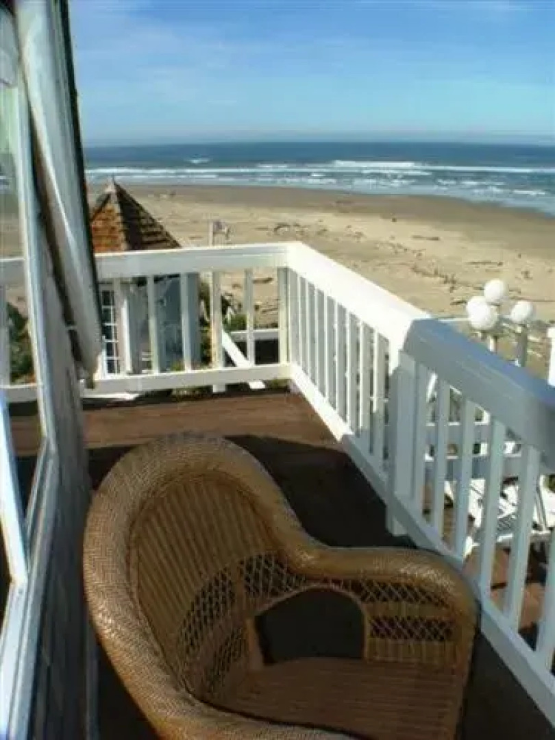 Cliff House Bed & Breakfast