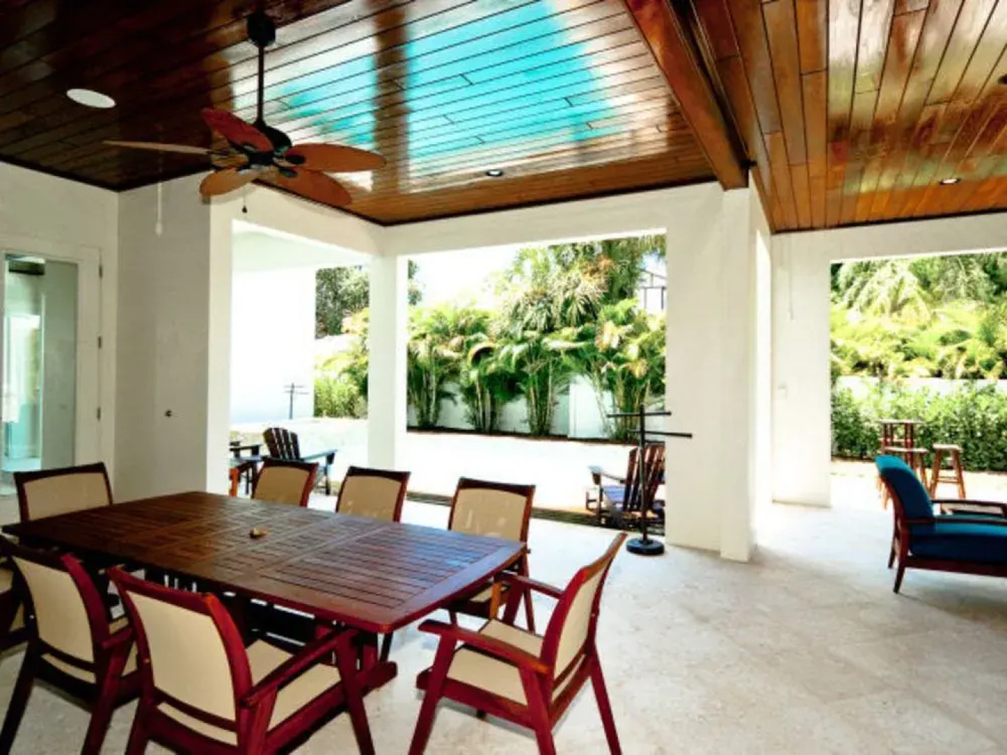 Casa Bonita 230 Oak Avenue