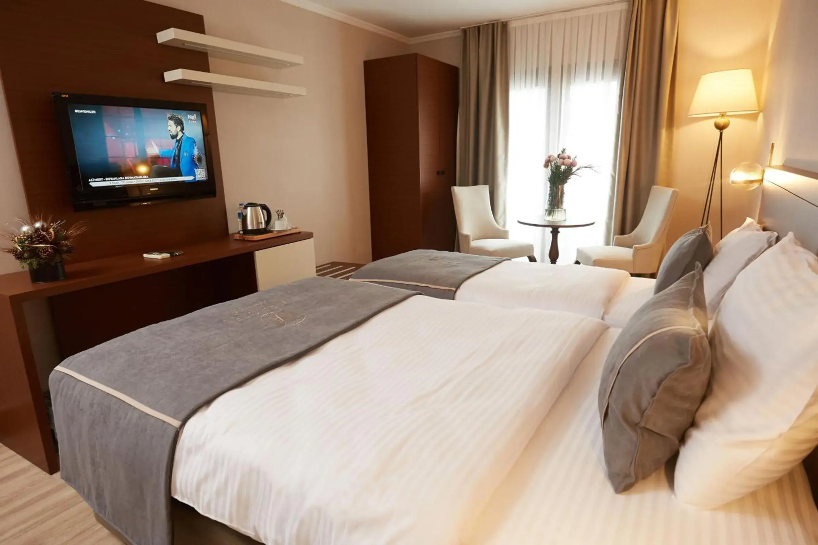 Mira Otel Alsancak