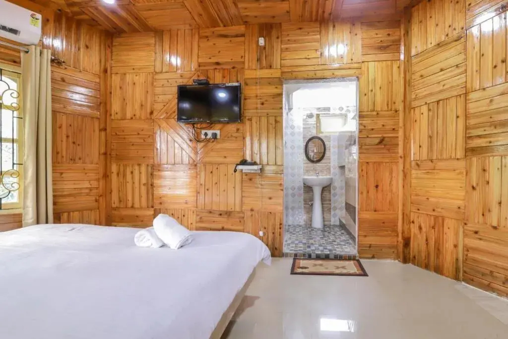 Resort Trimurti