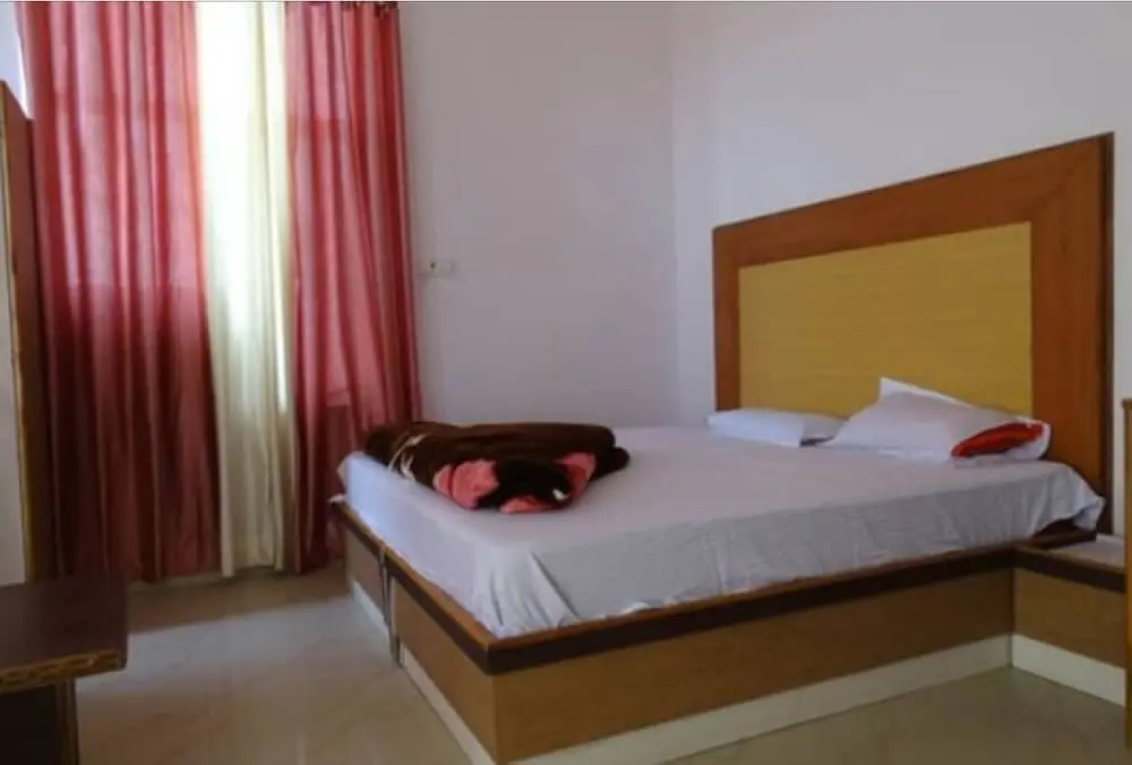 Hotel Jhansla By GRB
