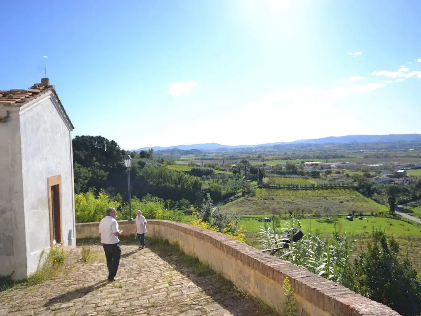 Luxurious Cottage in Palaia With Pool