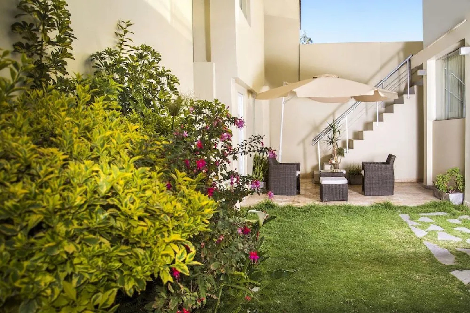 Alwa Standard Hotel Boutique