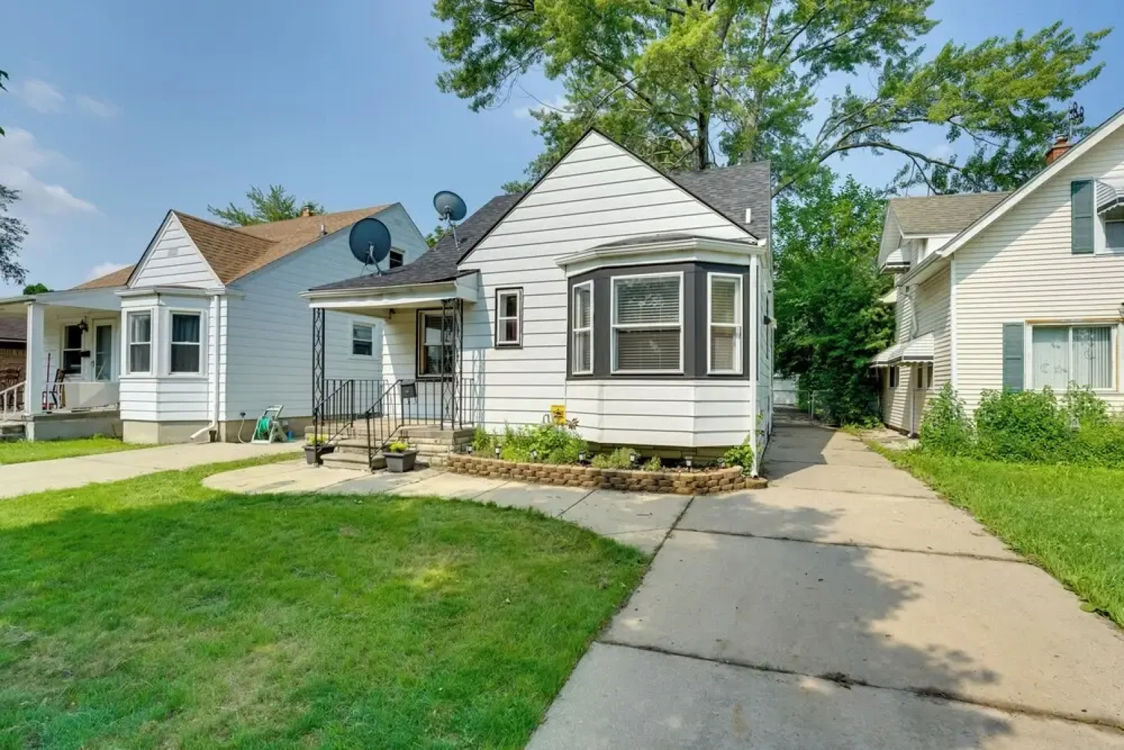 Pet-friendly Dearborn Home < 2 Mi to Downtown!