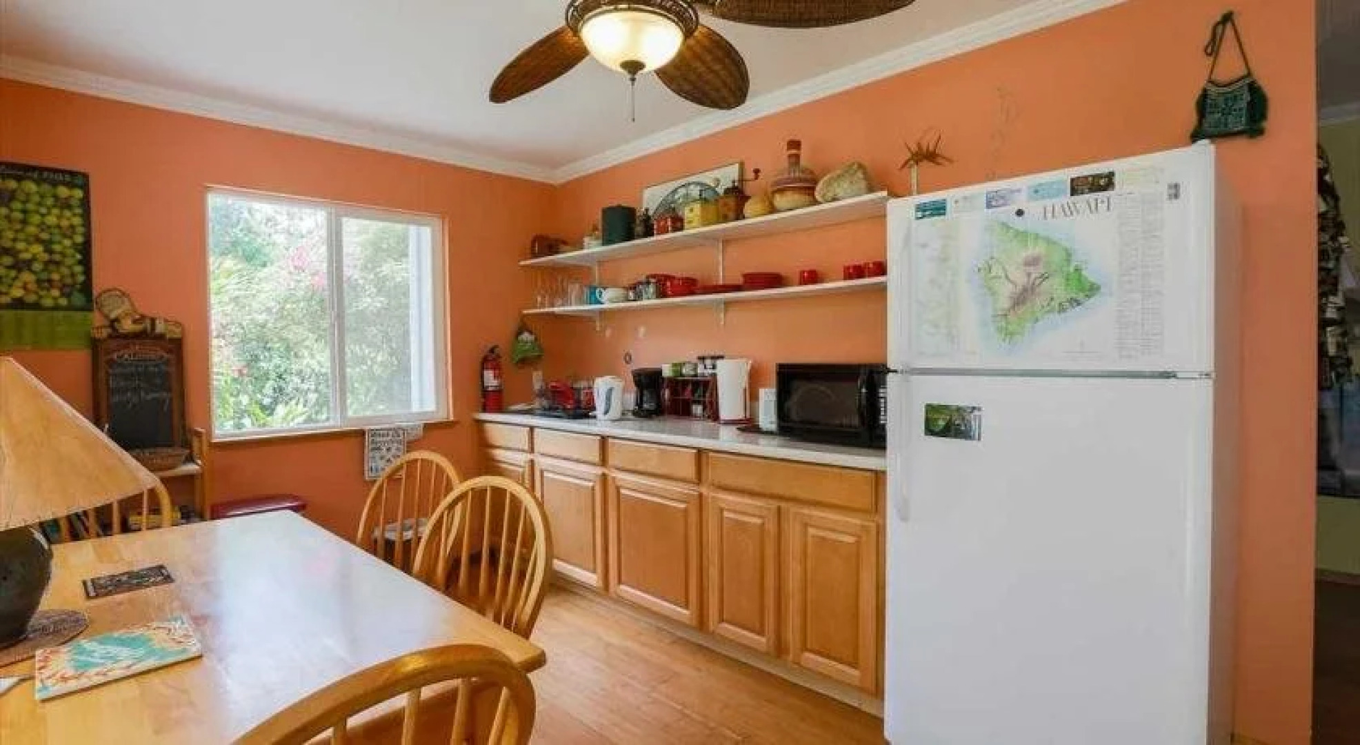 Mango Sunset Bed and Breakfast