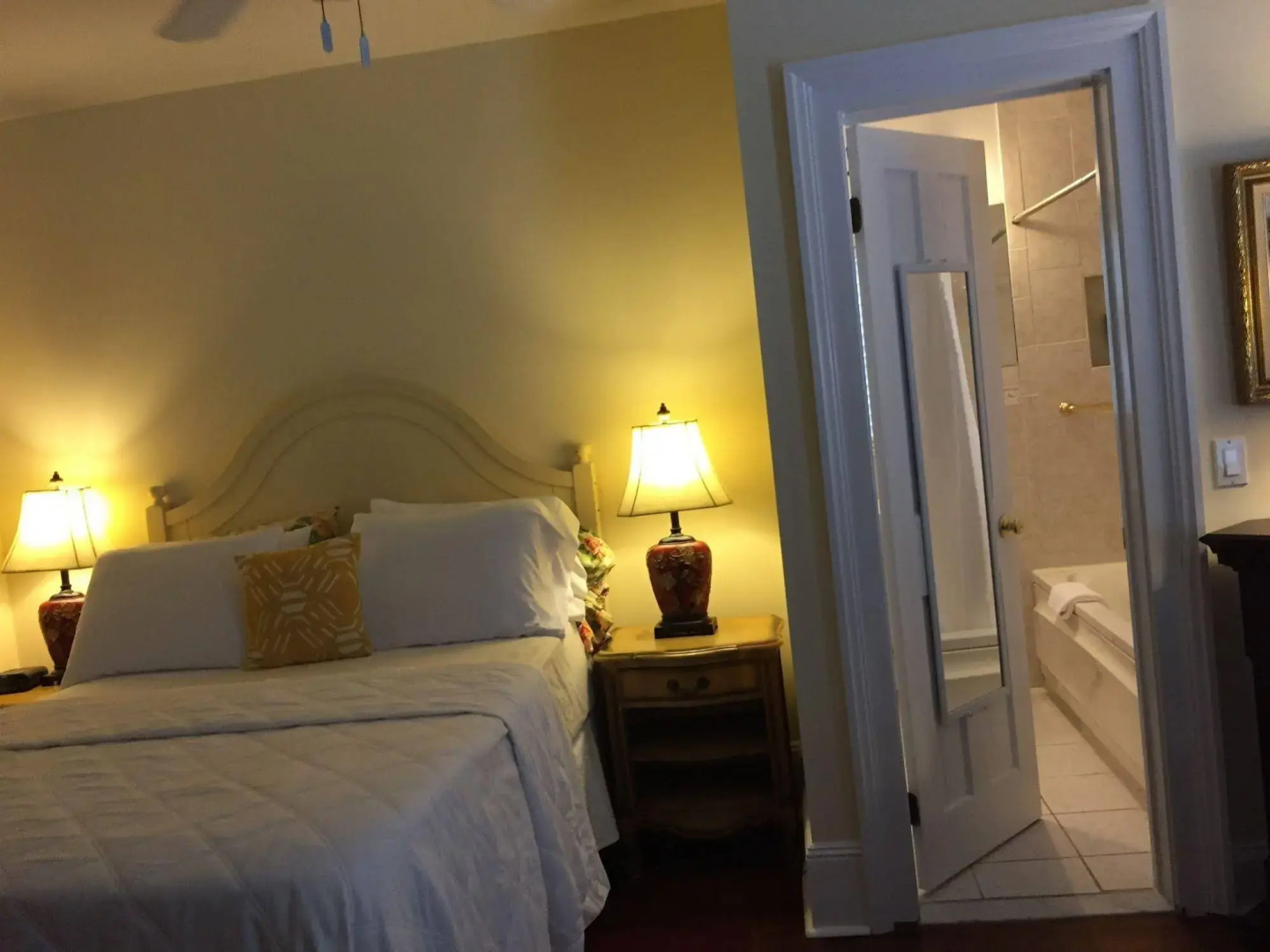 Quintessentials Bed & Breakfast & Spa