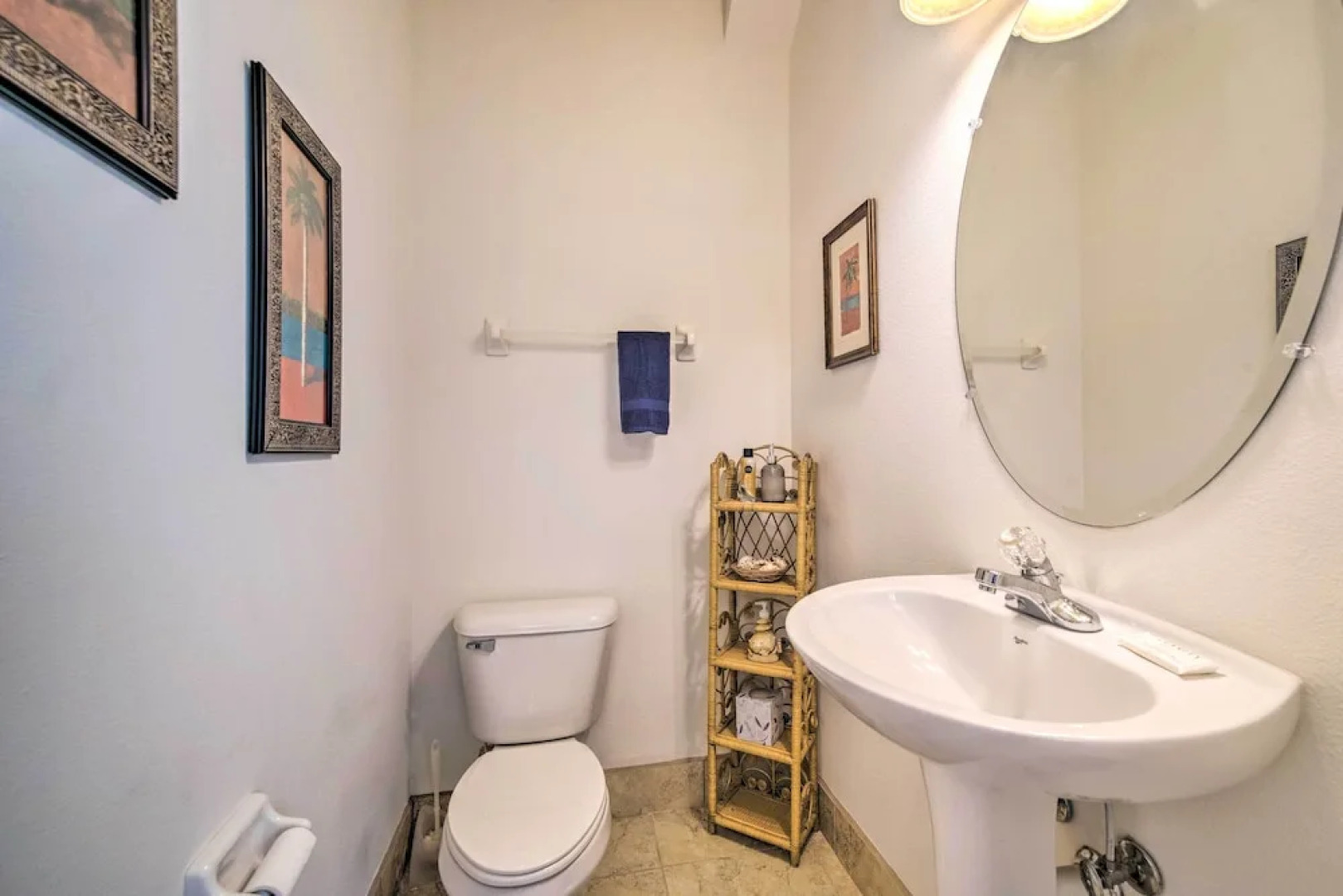 Pet-friendly Homosassa Condo: Walk to River!