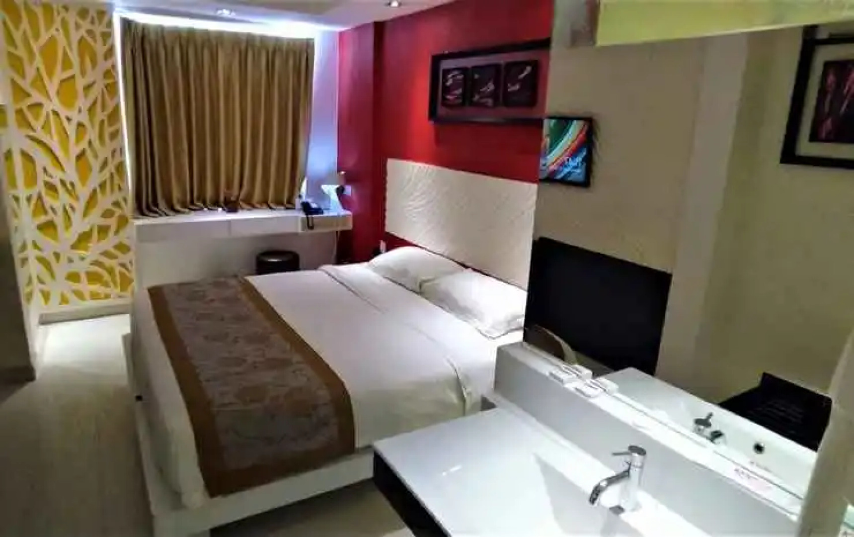 Karebosi Premier Makassar