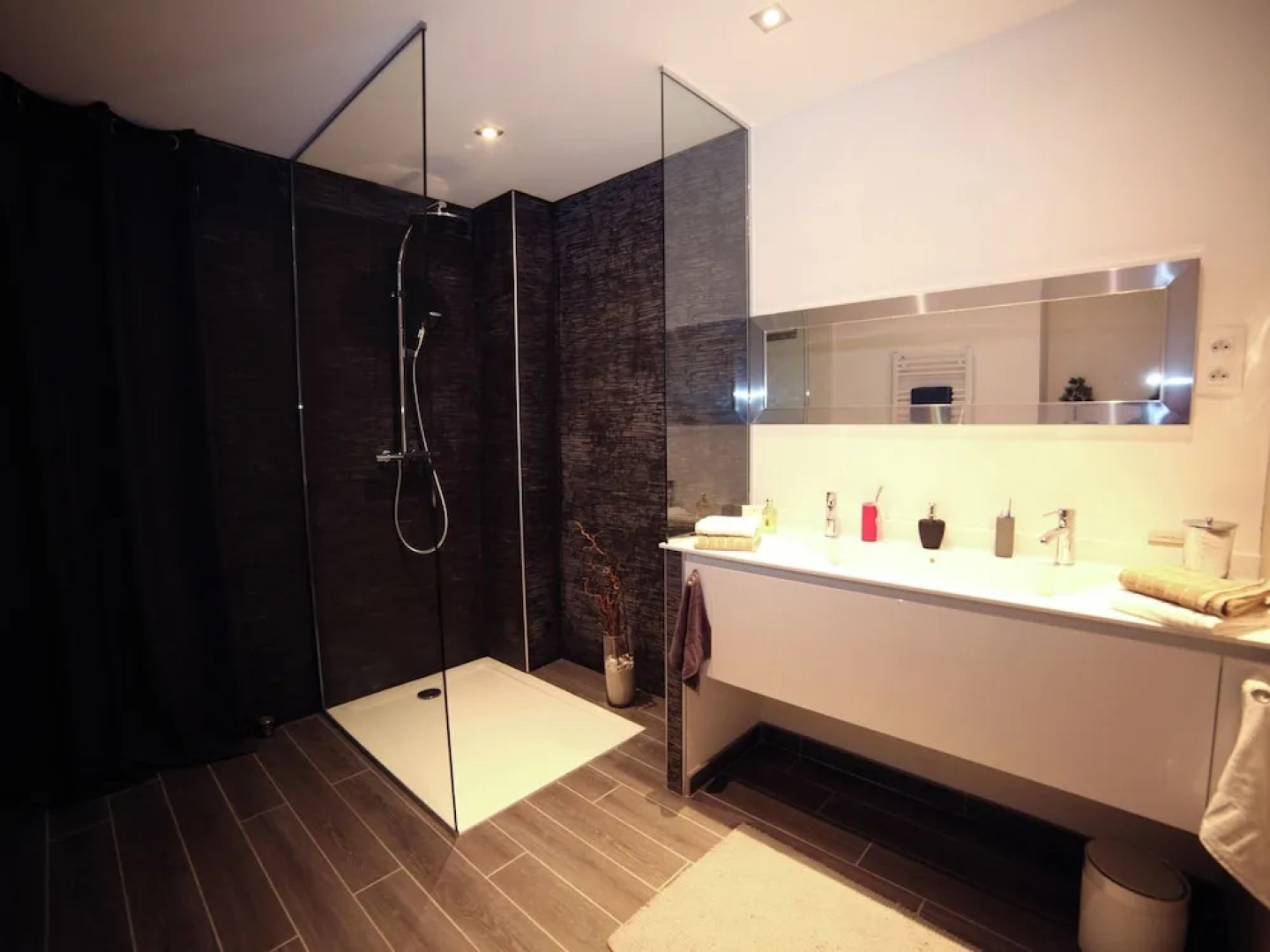 Modern Apartment Near Beach in Benodet France