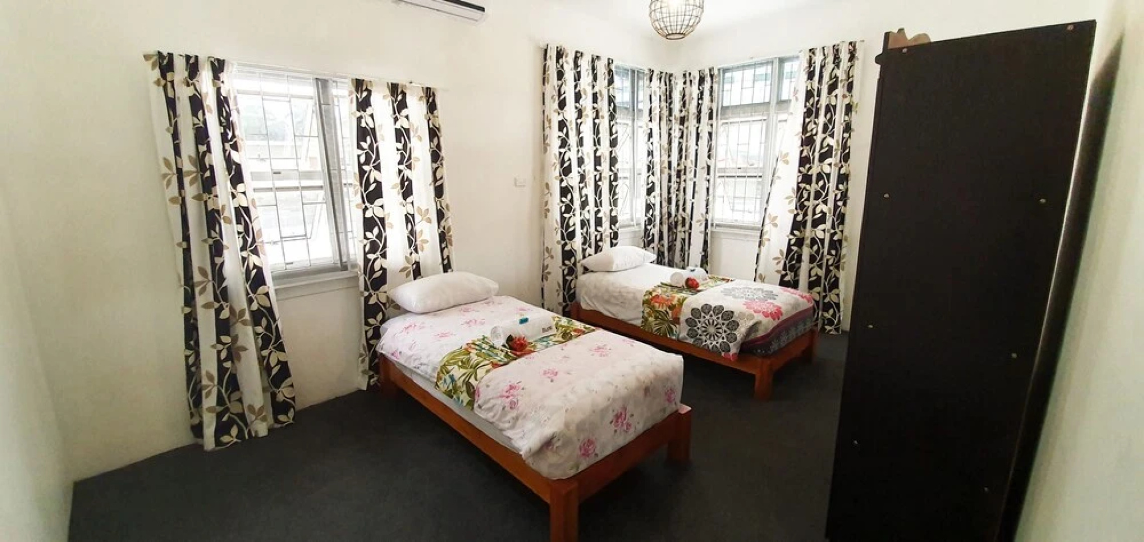 Island Accommodation 29 Extension