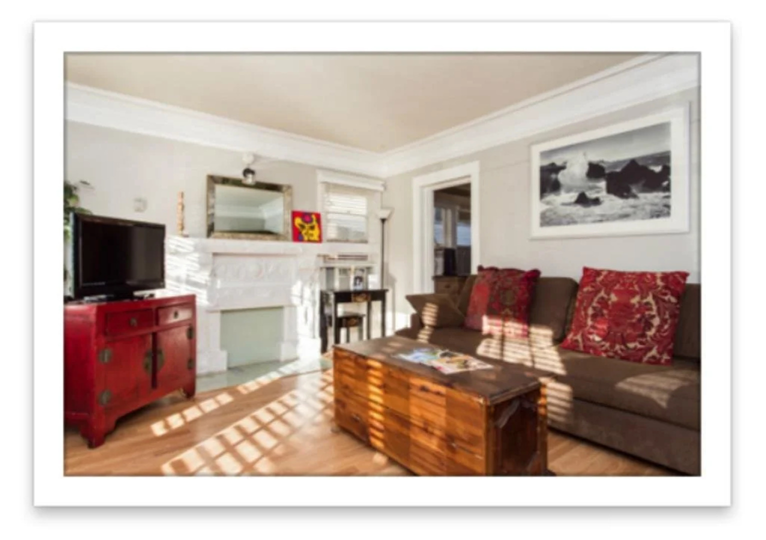 Hollywood Hills Suites