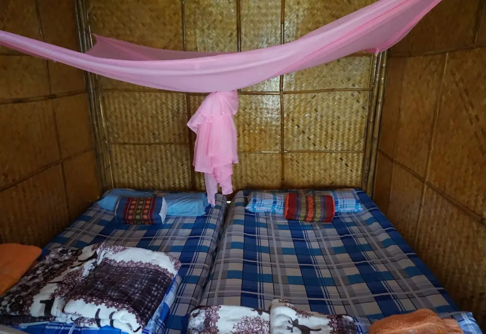 Baan 2 Dao Farmstay - Hostel