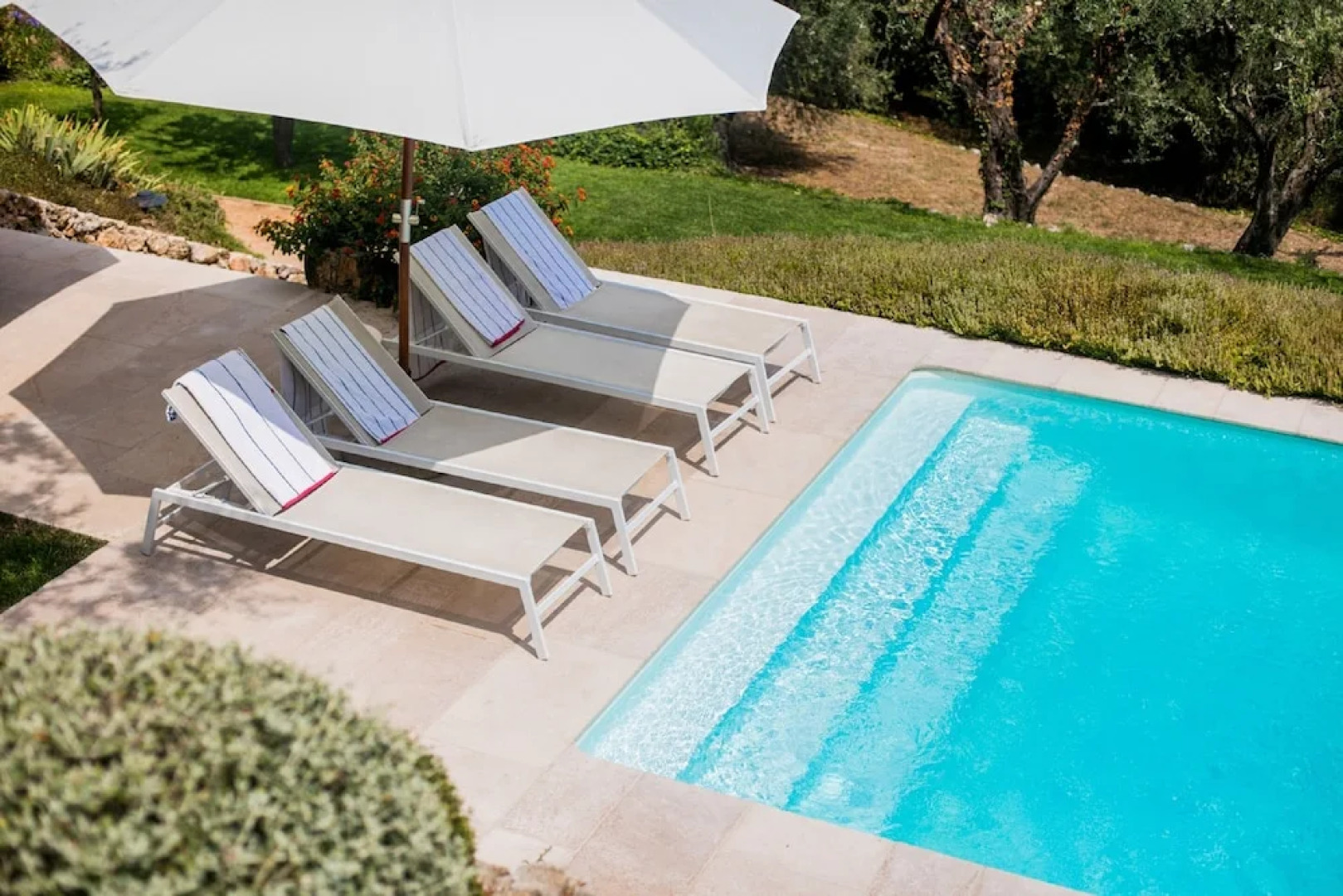 Chateauneuf Bellevue VI4062