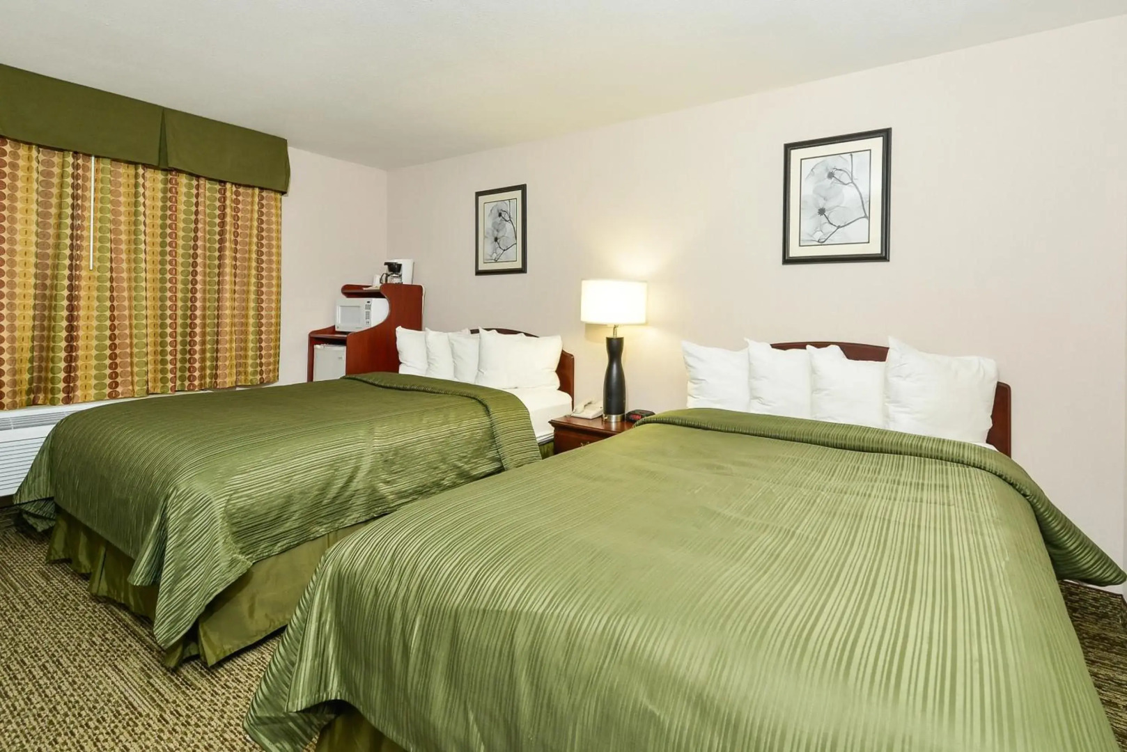 Quality Inn & Suites Stoughton - Madison South