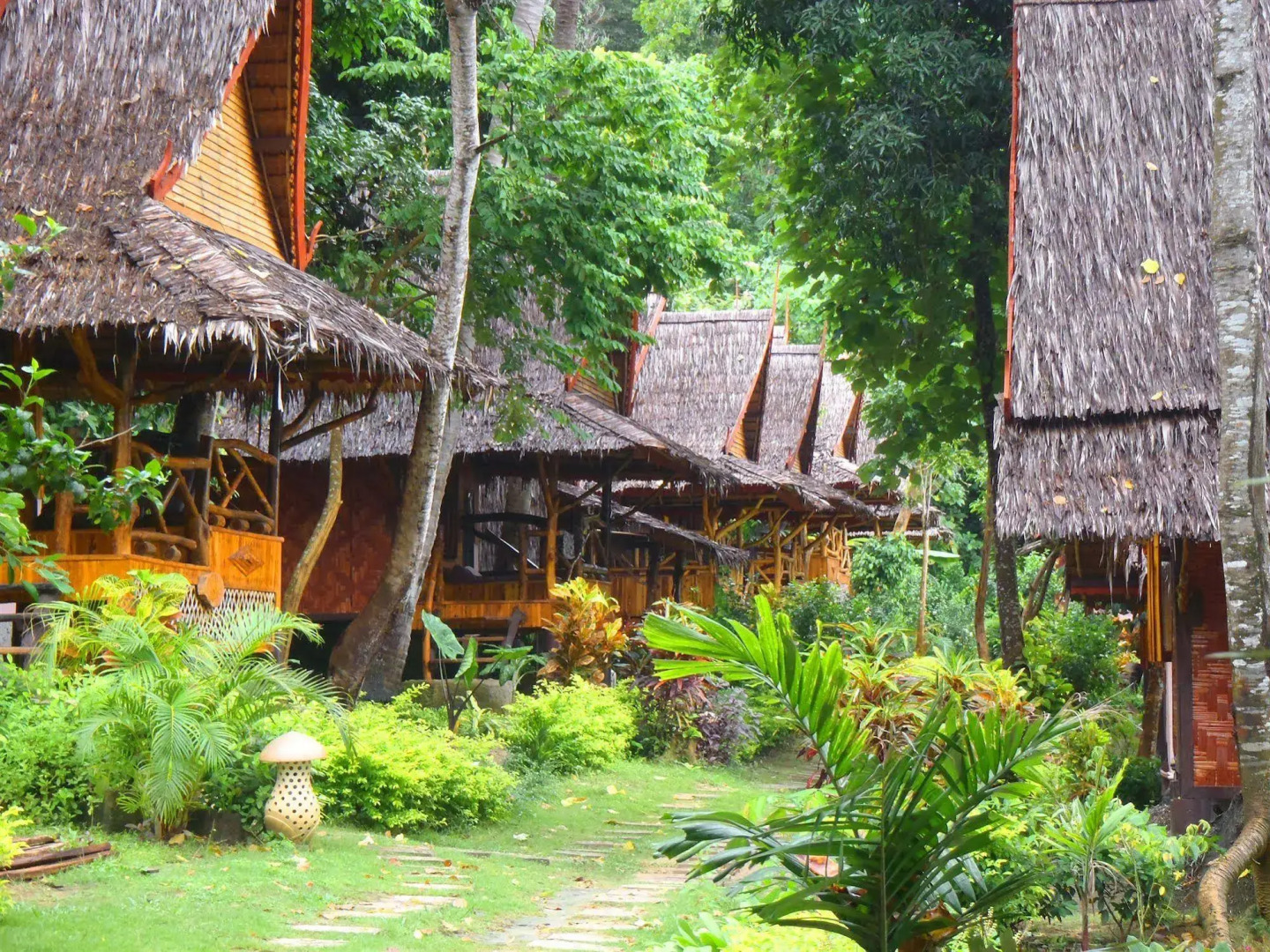 Phi Phi Relax Beach Resort