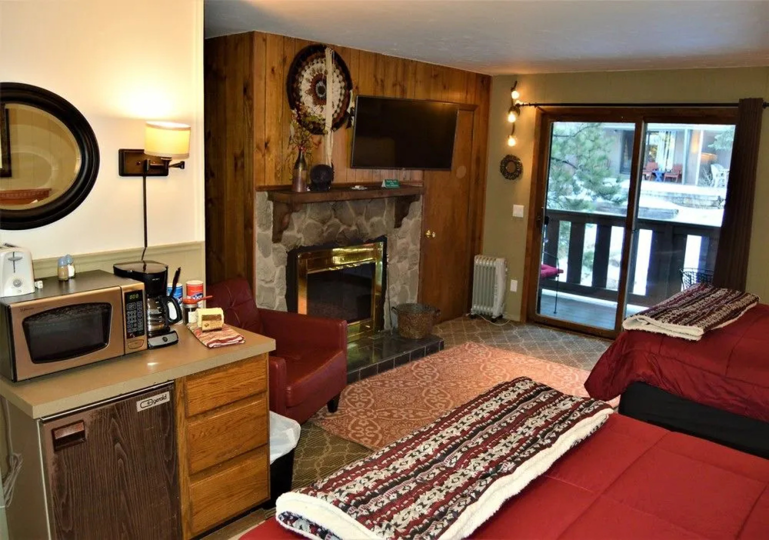 Inn on Fall River & Fall River Cabins