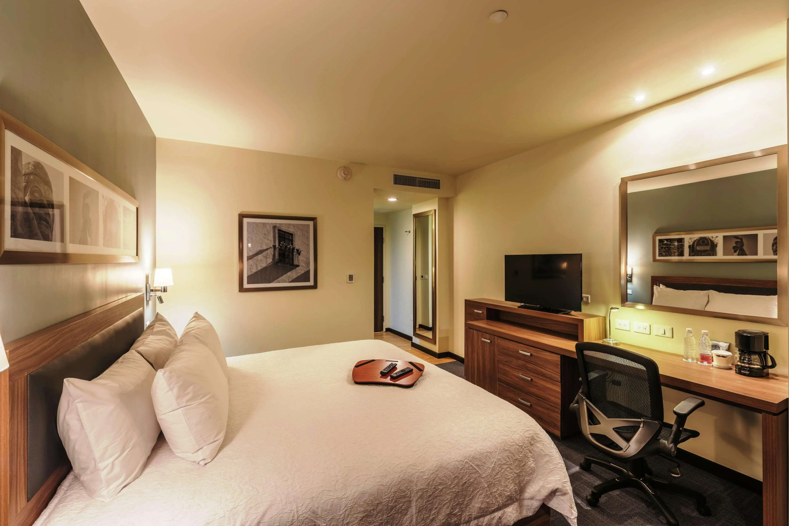 Hampton Inn & Suites by Hilton Salamanca Bajio