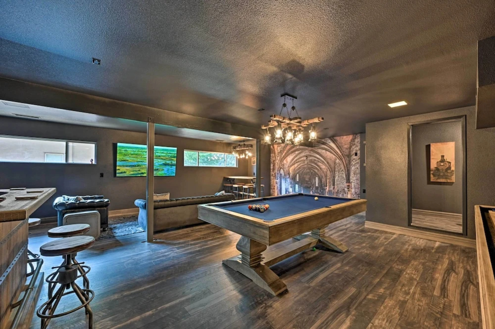 Swim Spa & Private Tavern: Sedona Hideaway!