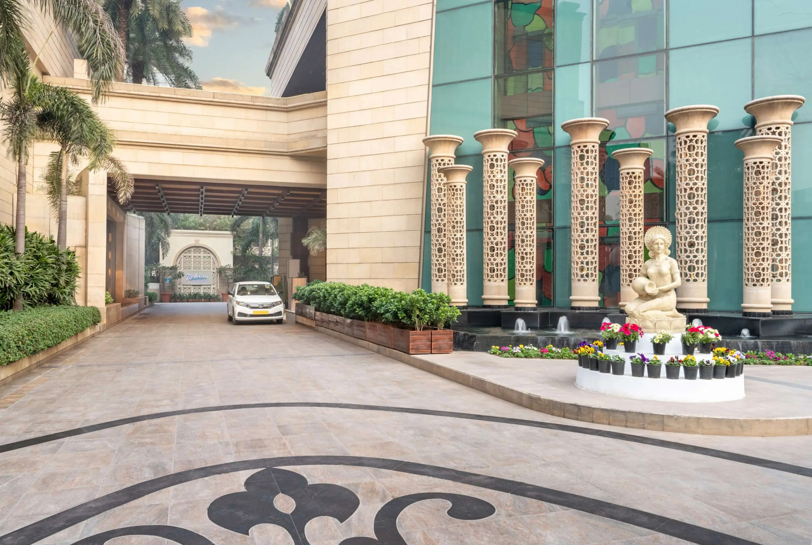 Radisson Hotel Gurugram Sohna Road City Center