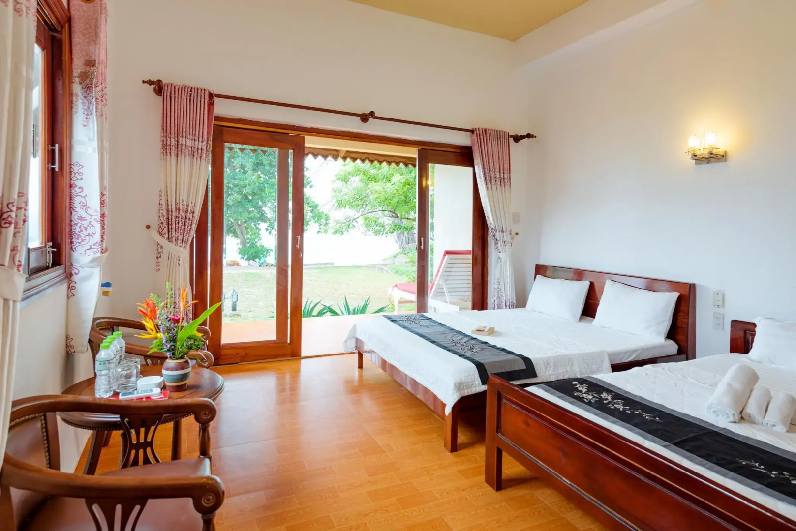 Vung Bau Resort